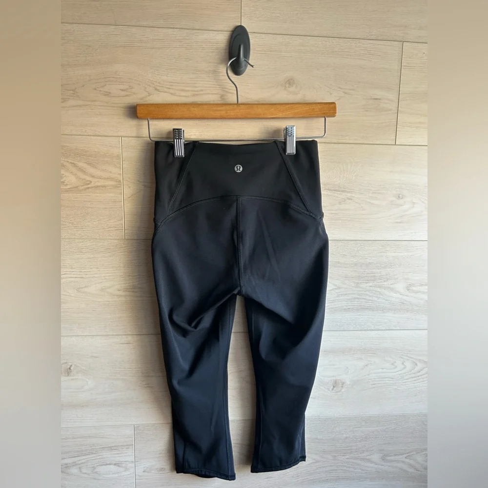Lululemon Women’s Train Times Crop Leggings Black Size 4